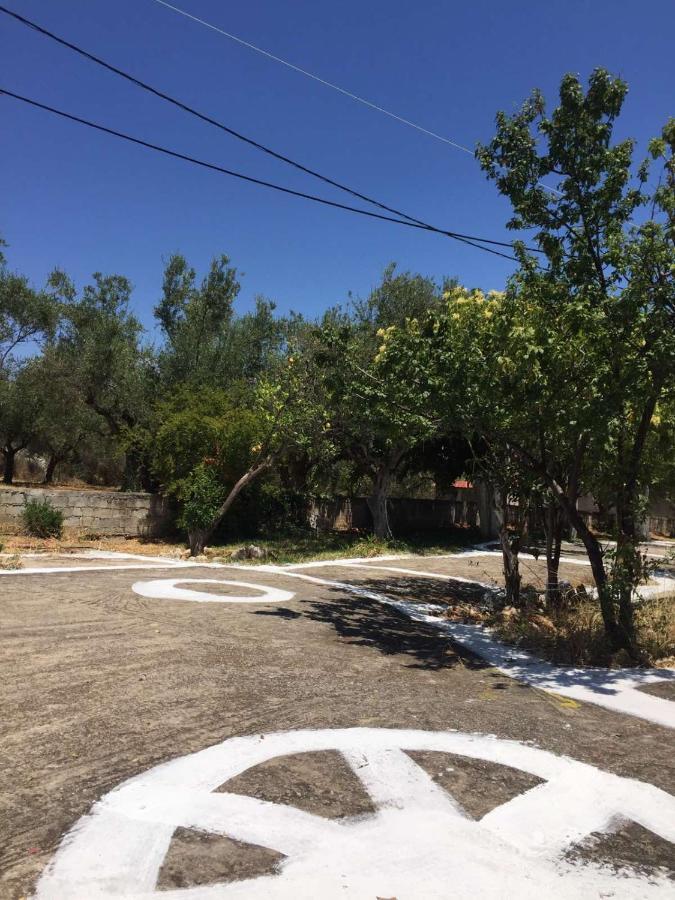 Αγρόκτημα Χελωναριά - Agroktima Chelonaria Hostel Храни Екстериор снимка